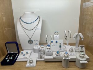 Zlatnictví Rousovi Říčany - Zlatnice Kateřina Bačová